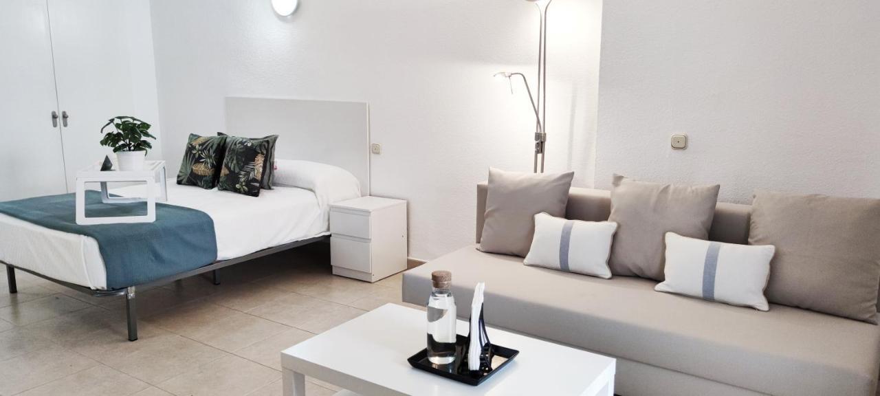 Benalbeach Casa Kito Relax 1ª Linea De Playa Benalmádena Dış mekan fotoğraf