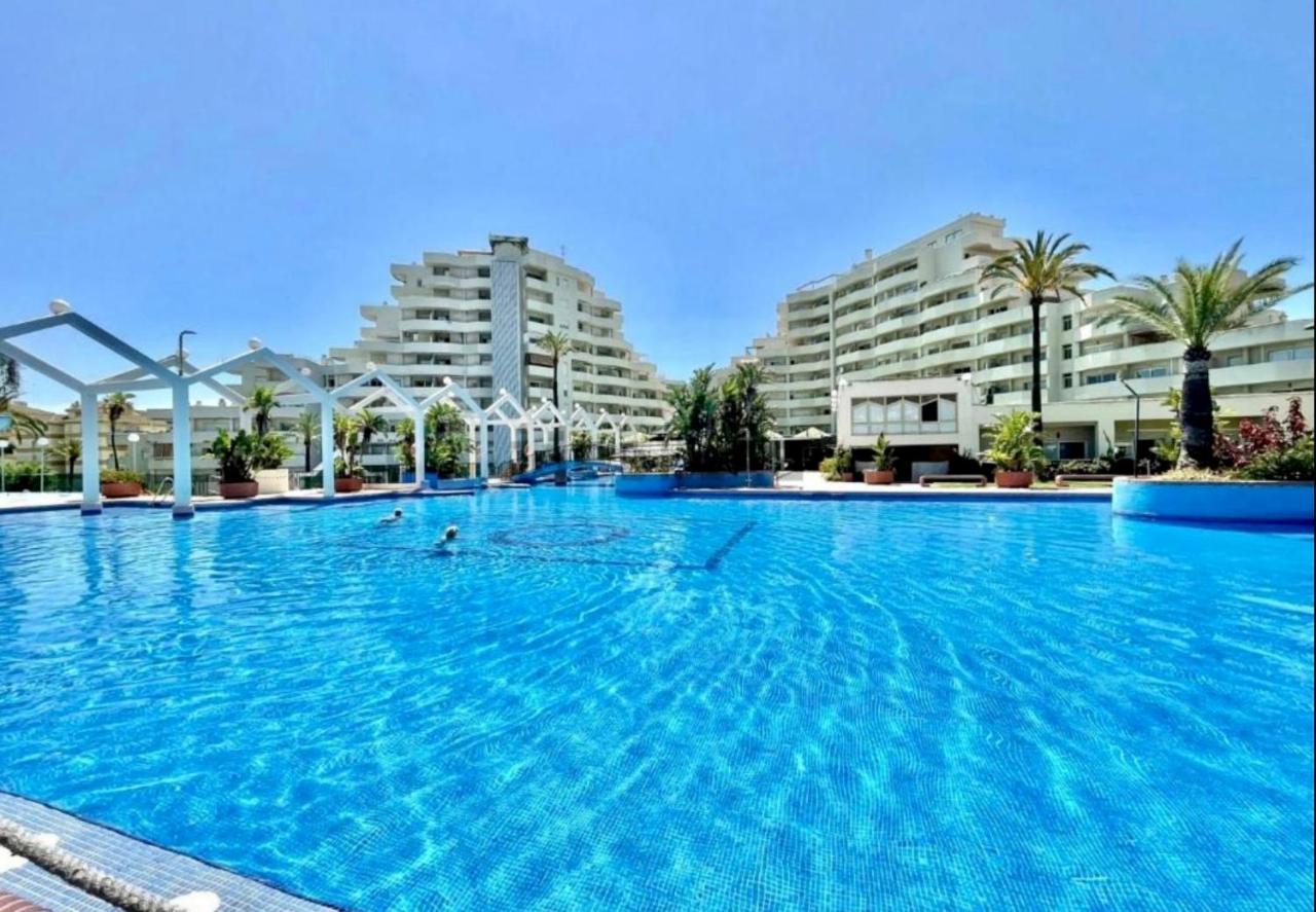 Benalbeach Casa Kito Relax 1ª Linea De Playa Benalmádena Dış mekan fotoğraf