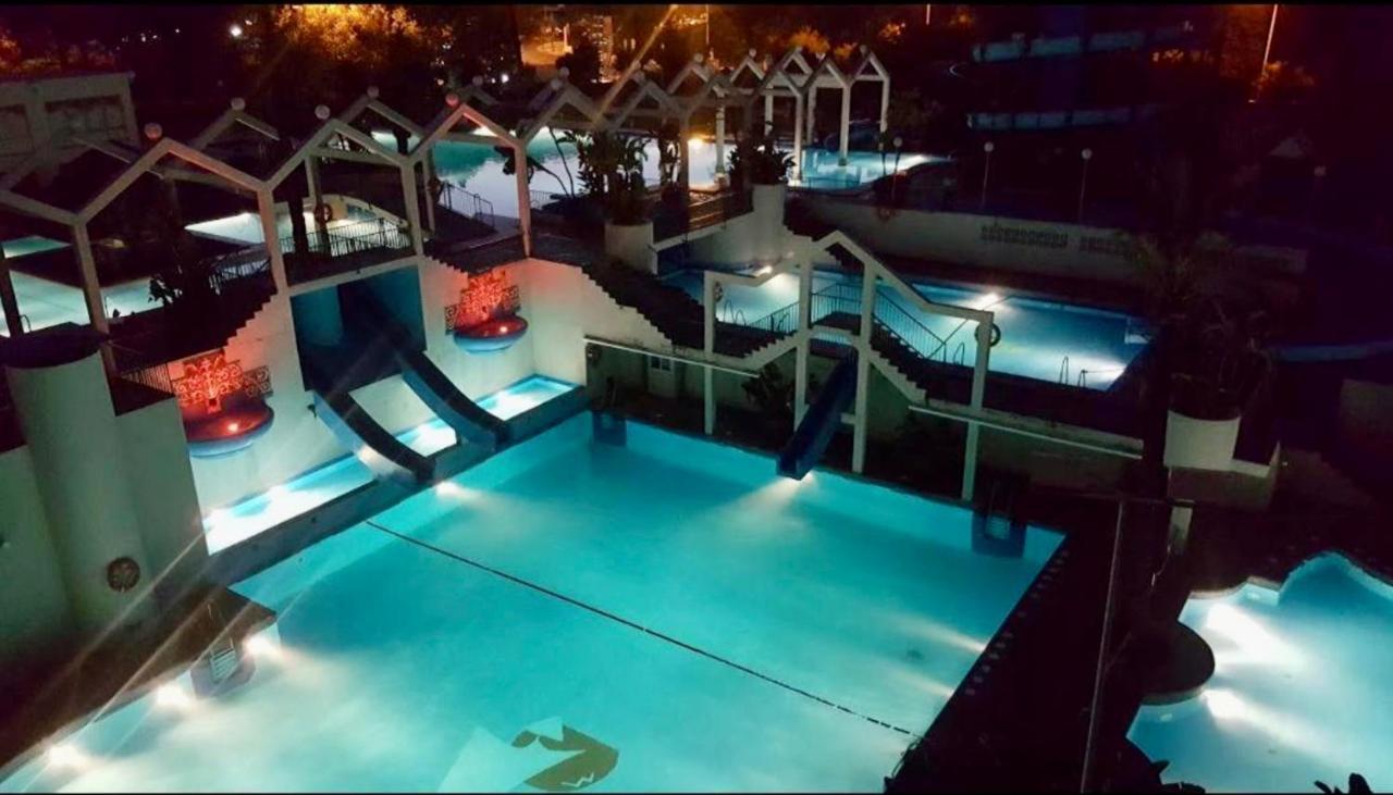 Benalbeach Casa Kito Relax 1ª Linea De Playa Benalmádena Dış mekan fotoğraf