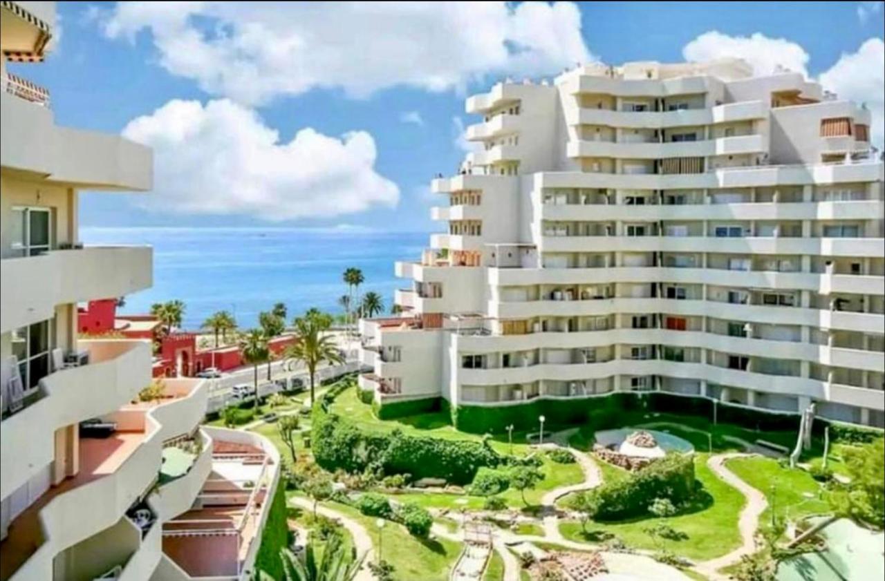 Benalbeach Casa Kito Relax 1ª Linea De Playa Benalmádena Dış mekan fotoğraf